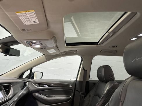 Used 2019 Buick Enclave Avenir w/ Avenir Technology Package image 13