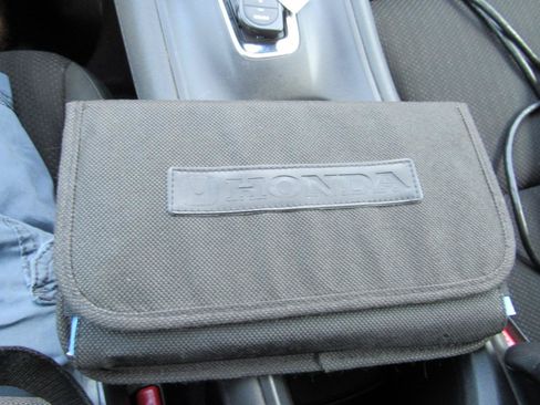Used 2016 Honda HR-V EX image 21