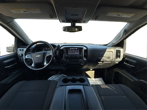 Used 2018 Chevrolet Silverado 1500 LT w/ Trailering Package AWD/4WD image 23