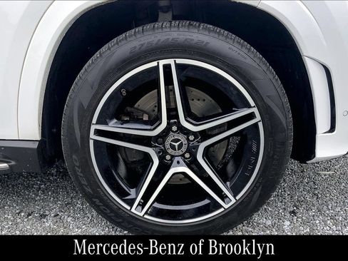 Used 2022 Mercedes-Benz GLS 450 4MATIC image 12
