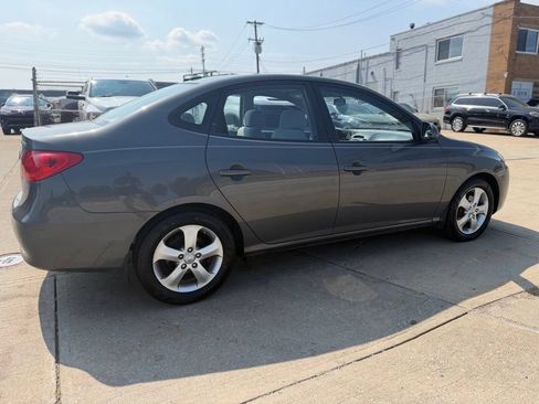 Used 2009 Hyundai Elantra SE FWD image 5
