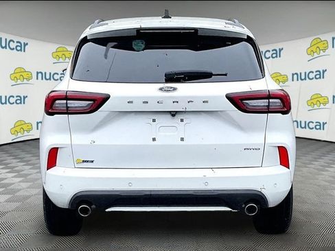 Used 2023 Ford Escape ST-Line w/ Tech Pack #1 AWD/4WD image 4