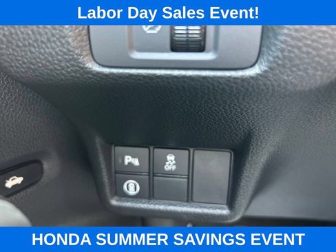Certified 2024 Honda Civic Touring image 24