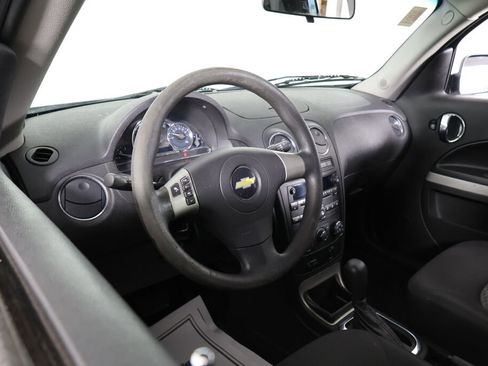 Used 2010 Chevrolet HHR LT image 10
