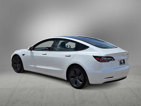 Used 2023 Tesla Model 3 Standard Range RWD image 6