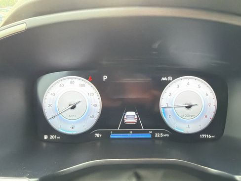 Used 2017 Hyundai Santa Fe Sport AWD/4WD image 8