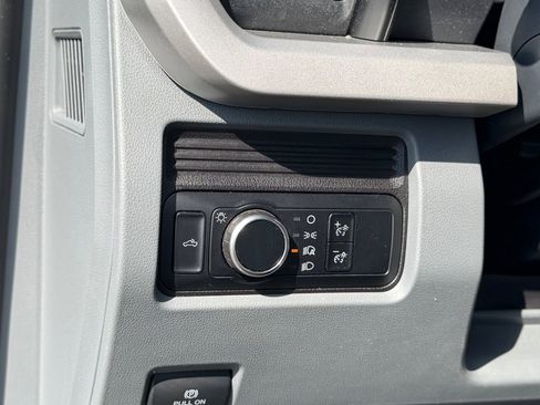 Used 2024 Ford F250 XL AWD/4WD image 33