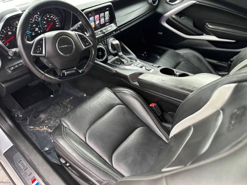Used 2017 Chevrolet Camaro SS RWD image 18