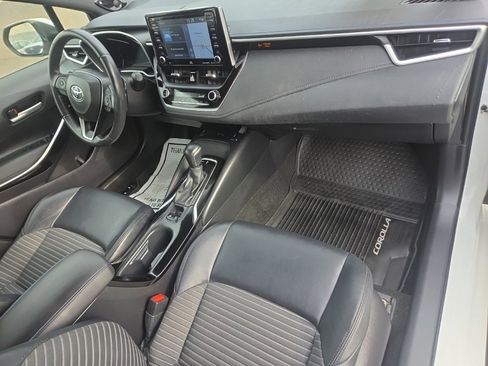 Used 2020 Toyota Corolla XSE image 21