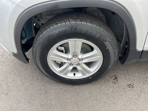 Used 2021 Chevrolet Trax LS w/ Tint and Cruise Package image 45