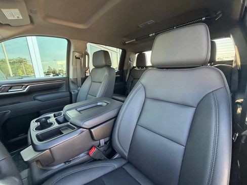 Used 2026 Chevrolet Silverado 1500 LT w/ All Star Edition Plus AWD/4WD image 15