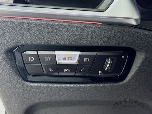 Used 2022 BMW 430i xDrive Convertible w/ M Sport Package image 10