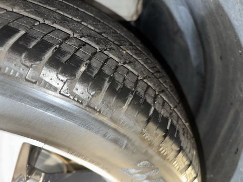 Used 2023 Honda Pilot Touring image 11