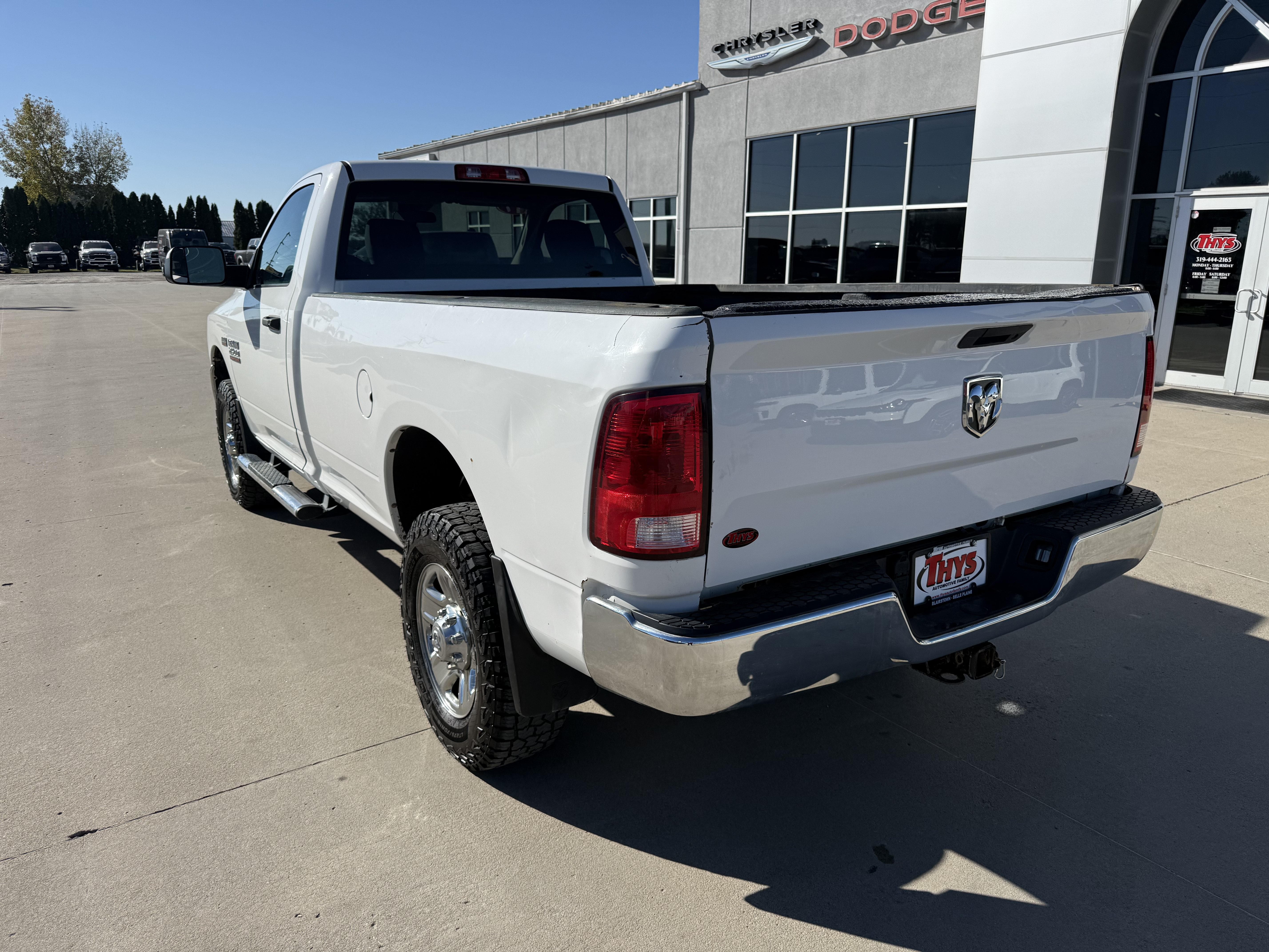 Used 2017 RAM 2500 Tradesman w/ Chrome Appearance Group AWD/4WD image 29