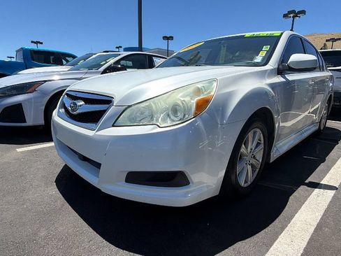 Used 2010 Subaru Legacy 2.5i Premium AWD/4WD image 4