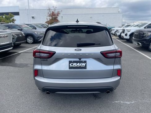 Used 2024 Ford Escape ST-Line image 6