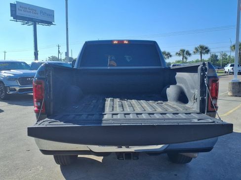Used 2025 RAM 2500 Tradesman w/ Chrome Appearance Group AWD/4WD image 25