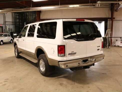 Used 2000 Ford Excursion Limited image 5