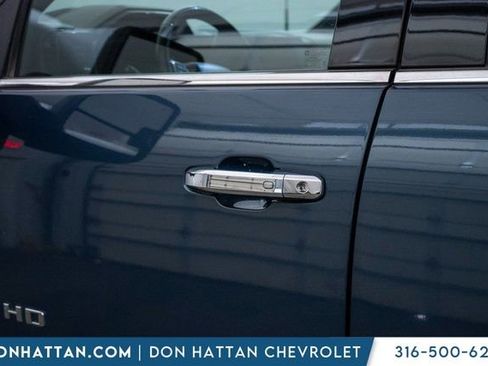 Used 2024 Chevrolet Silverado 2500 LTZ w/ LTZ Convenience Package image 31