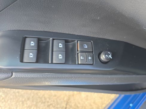 Used 2020 Toyota Camry SE image 27