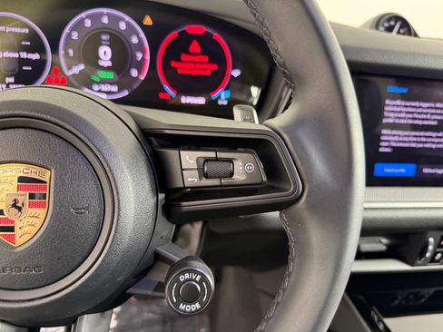 Certified 2026 Porsche Cayenne E-Hybrid AWD/4WD image 26