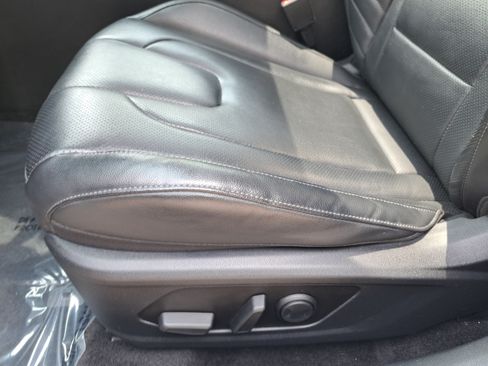 Used 2024 Hyundai Elantra Limited FWD image 29