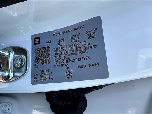 New 2026 GMC Canyon AT4 w/ Off-Road Front Bumper Package image 14