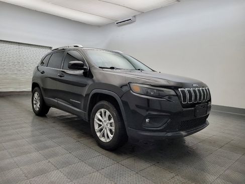 Used 2019 Jeep Cherokee Latitude w/ Popular Appearance Group image 13