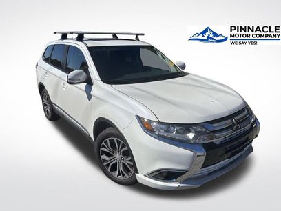 Used 2017 Mitsubishi Outlander SE