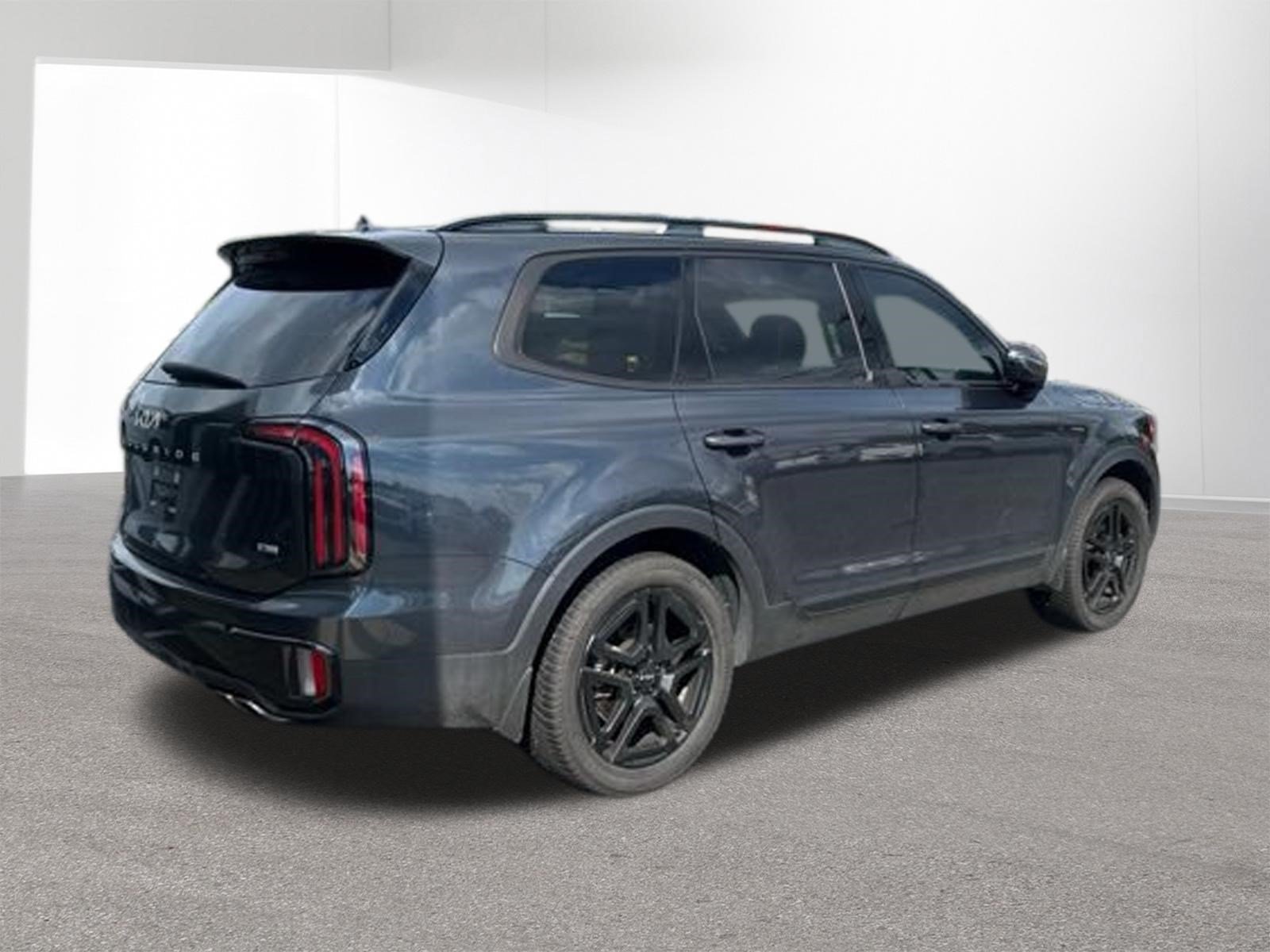 Certified 2024 Kia Telluride SX Prestige X-Line AWD/4WD image 28