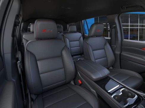 New 2026 Chevrolet Traverse Z71 image 17