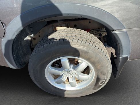 Used 2010 Nissan Titan PRO-4X w/ Pro-4x Premium Utility Pkg image 12