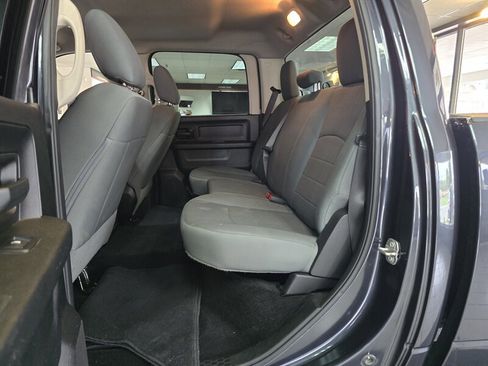 Used 2017 RAM 1500 Express w/ Express Value Package image 7