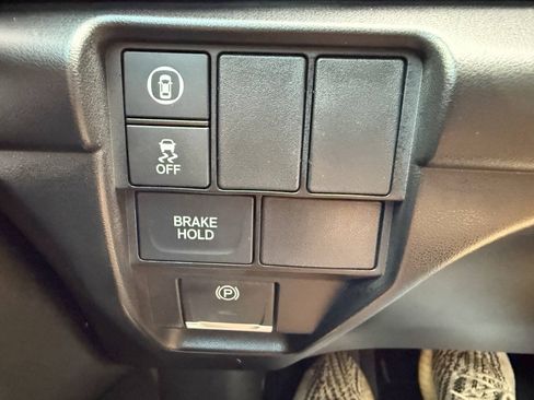 Used 2025 Acura RDX SH-AWD image 32