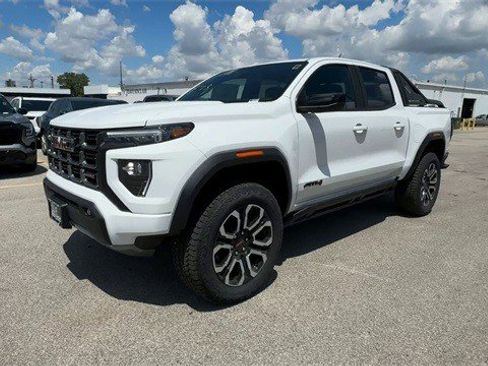 New 2025 GMC Canyon AT4 w/ Nightfall Edition image 4