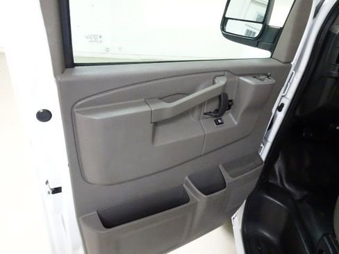 Used 2020 Chevrolet Express 2500 w/ Communications Package image 22