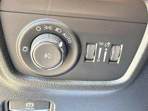 New 2025 Jeep Grand Cherokee Limited image 19