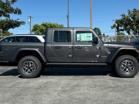 New 2026 Jeep Gladiator Rubicon image 3