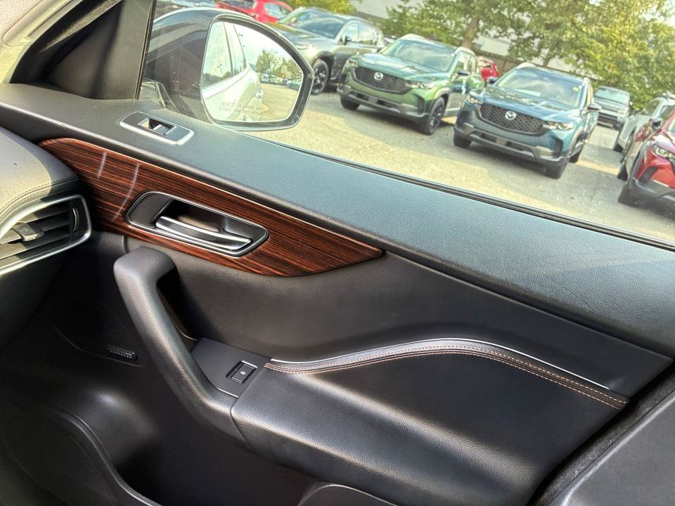 Used 2019 Jaguar F-PACE Prestige AWD/4WD image 31