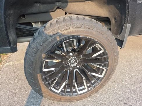 Used 2023 Chevrolet Silverado 1500 High Country w/ LPO, Dark Essentials Package AWD/4WD image 26