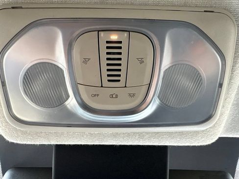 Used 2024 RAM ProMaster 2500 w/ Convenience Group FWD image 24