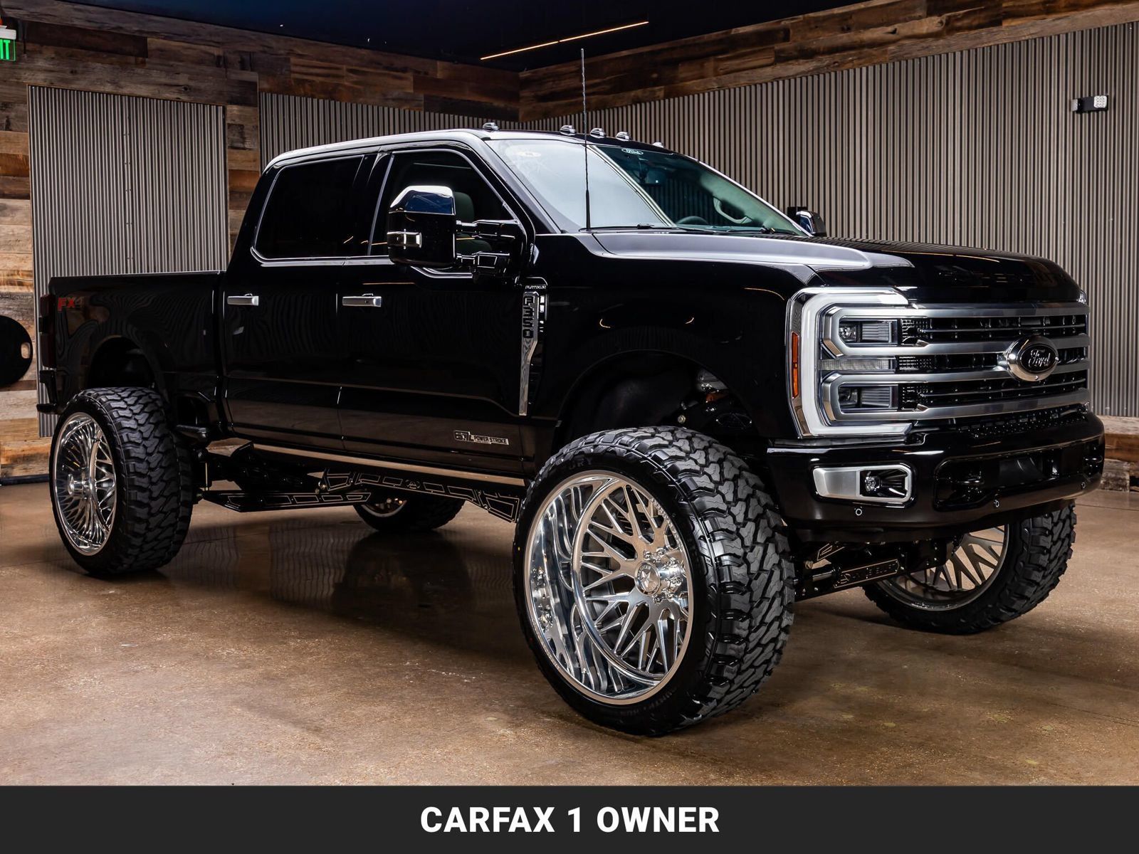 Used 2026 Ford F350 Platinum w/ Platinum Plus Package AWD/4WD image 3