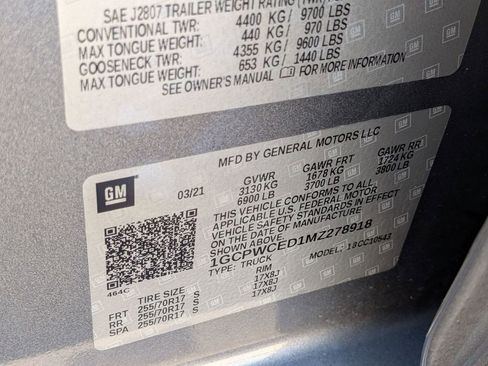 Used 2021 Chevrolet Silverado 1500 LT w/ Bed Protection Package image 34