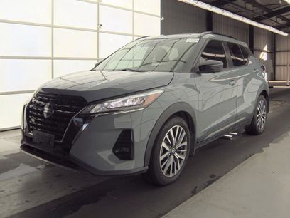 Used 2021 Nissan Kicks SR