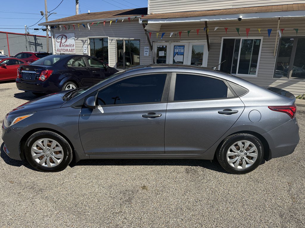 Used 2018 Hyundai Accent SE FWD image 3