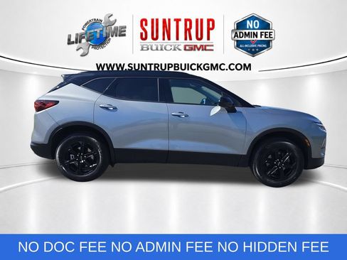 Used 2024 Chevrolet Blazer LT w/ Midnight/Sport Edition FWD image 7