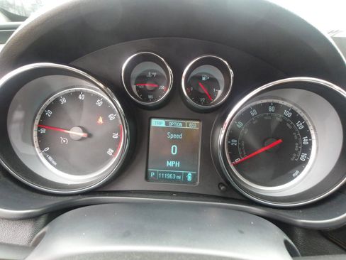 Used 2013 Buick Regal Premium image 21