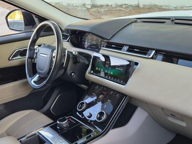 Used 2019 Land Rover Range Rover Velar R-Dynamic SE AWD/4WD image 17