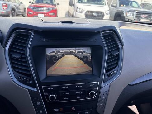 Used 2017 Hyundai Santa Fe Sport image 29
