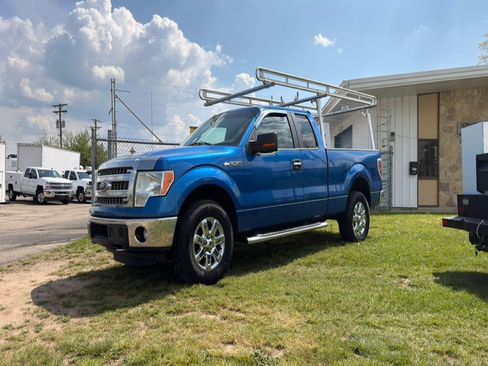 Used 2014 Ford F150 XLT w/ Equipment Group 302A Luxury AWD/4WD image 1